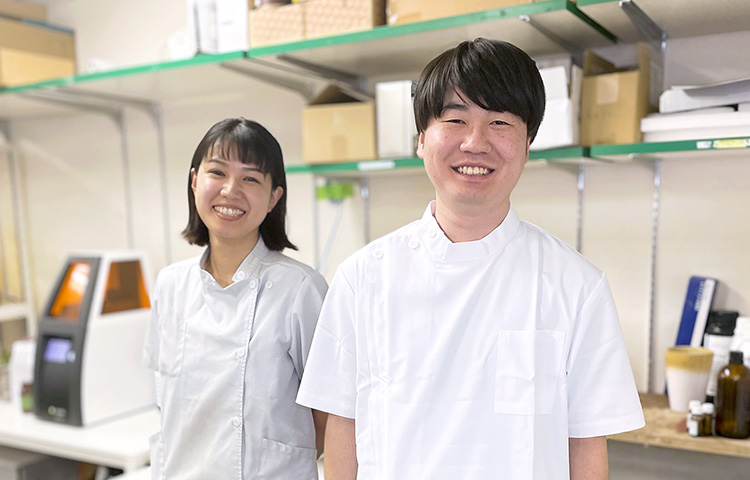 歯科技工士(2021年新卒/2022年中途入社)さんの写真